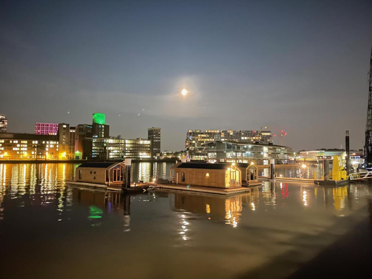 Wikkelboat Nr1 at Floating Rotterdam Rijnhaven Villa Eksteriør bilde